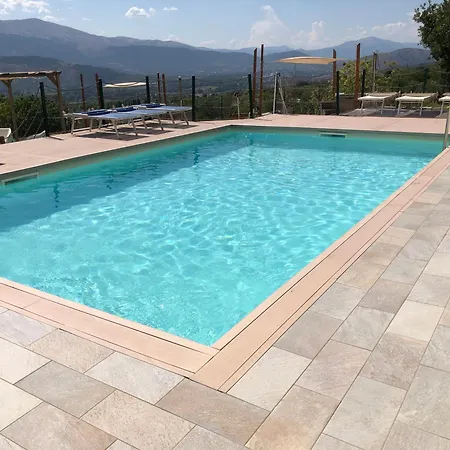 Statale 17 Lantgård Poggio Picenze