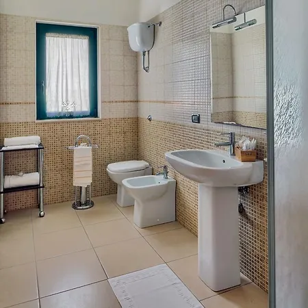 בית חווה Statale 17 *