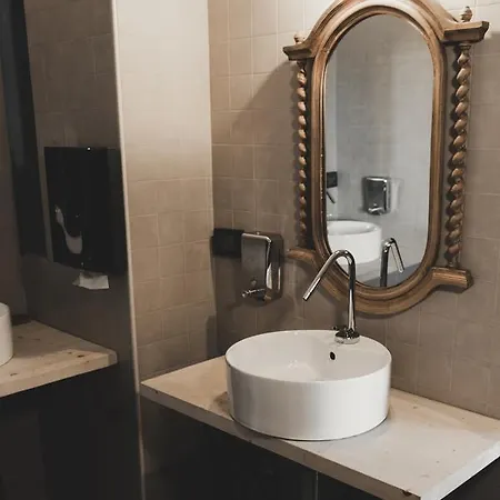 Statale 17 Çiftlik konaklama *