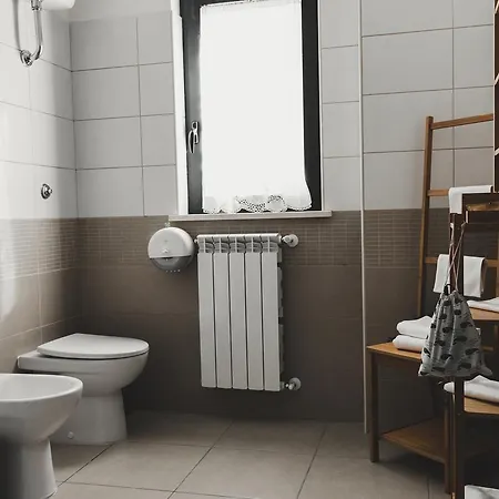 Statale 17 Çiftlik konaklama Poggio Picenze