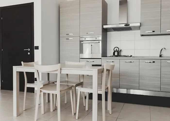 팜스테이 Statale 17 *